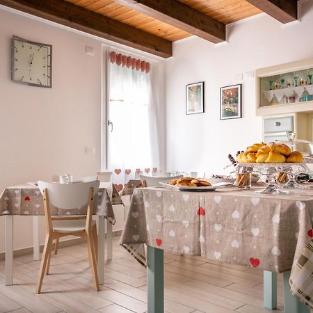 La Casa Di Santino Bed & Breakfast Comacchio Eksteriør bilde