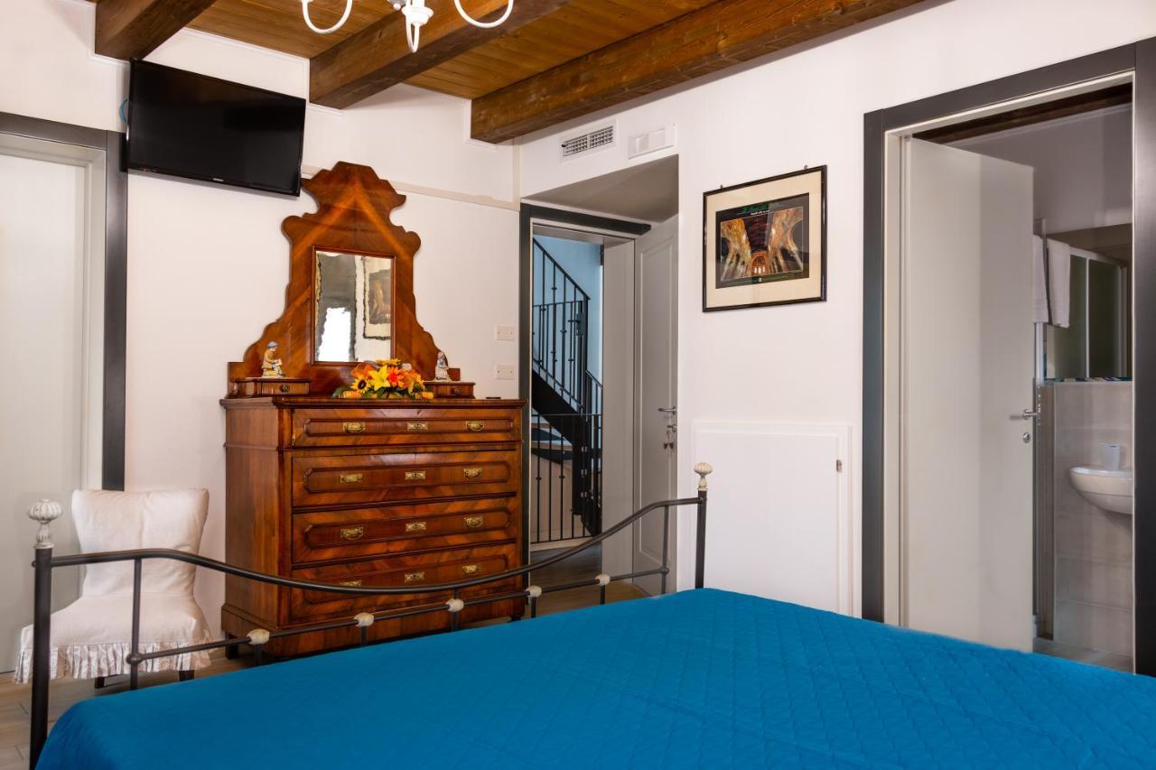 La Casa Di Santino Bed & Breakfast Comacchio Eksteriør bilde